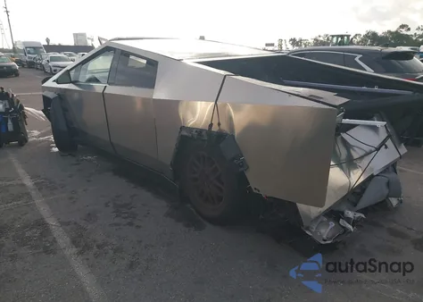 2024 Tesla Cybertruck All-Wheel Drive from USA, damaged, VIN 7G2CEHED0RA028785